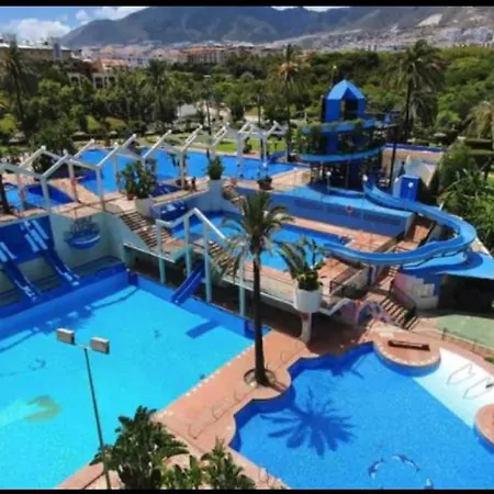 아파트 Benalbeach 2bdr Beach100m 5 Pools Gardens 베날마데나코스타