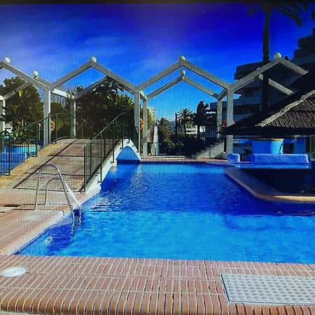 Benalbeach 2bdr Beach100m 5 Pools Gardens 베날마데나코스타